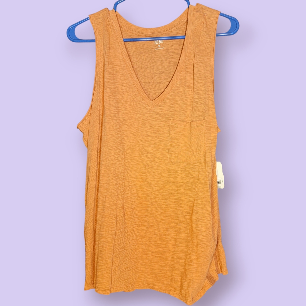 NWT Women's Orange Sleeveless Top
